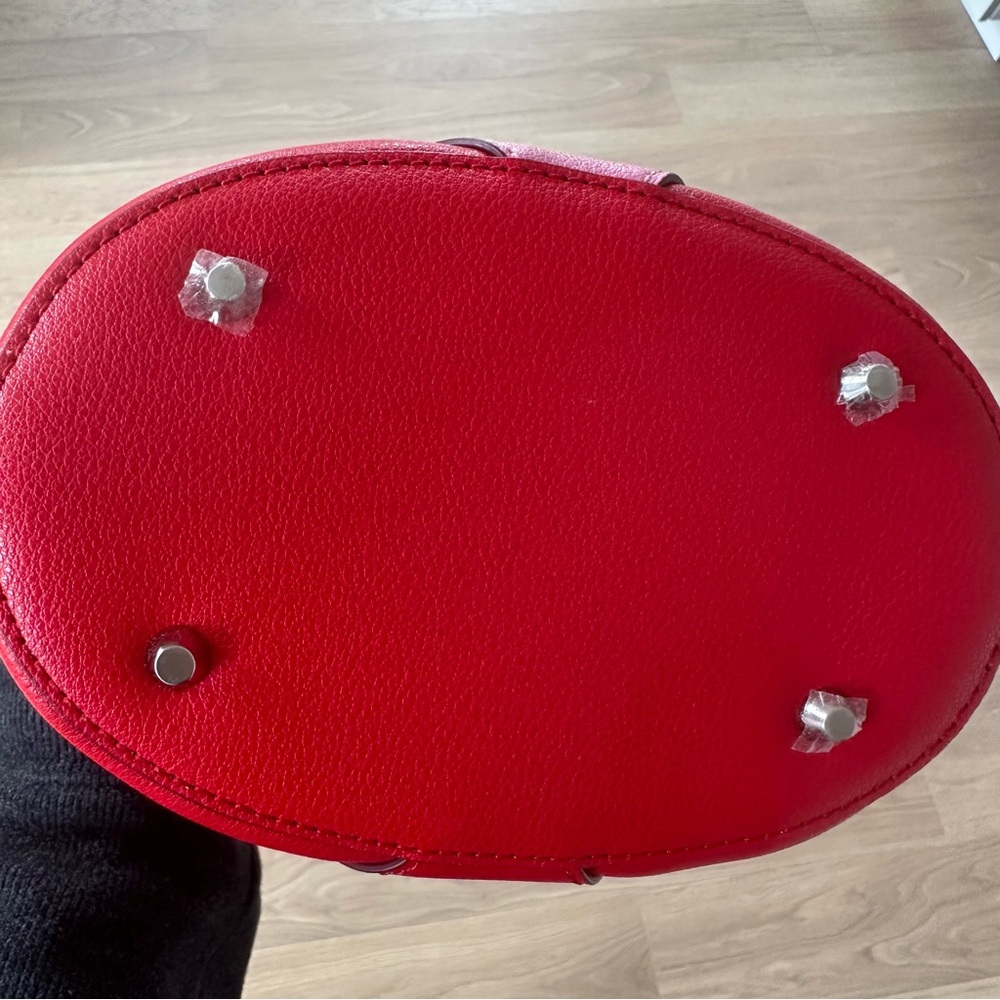 Vunque Red & Pink Heart Crossbody Bag - Picture 5 of 8